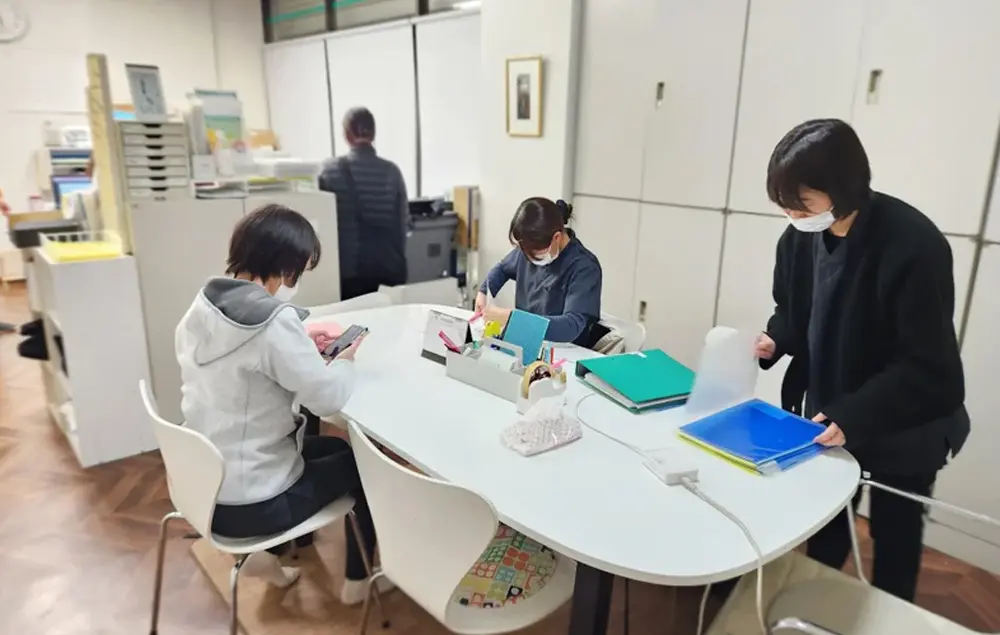 トータルケア調布のスタッフインタビューのようす